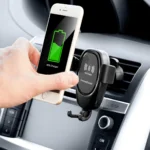3-telefono-belaidis-ikrovimas-automobilyje-wolder Telefono belaidis įkrovimas automobilyje naudojant Wolder InnovaGoods laikiklį