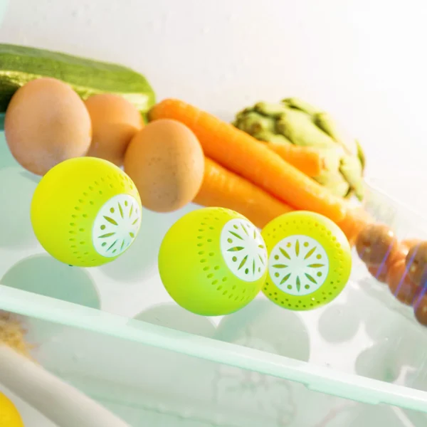 4-innovagoods-kamuoliukai-saldytuve InnovaGoods šaldytuvo kamuoliukai tarp vaisių ir daržovių šaldytuve