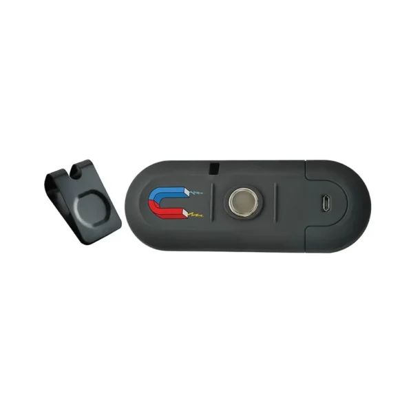 3-iso-trade-bt-610-magnetinis-tvirtinimas-klipsas ISO Trade BT-610 galinė dalis su magnetiniu tvirtinimu, metaliniu klipsu ir micro USB įkrovimo jungtimi